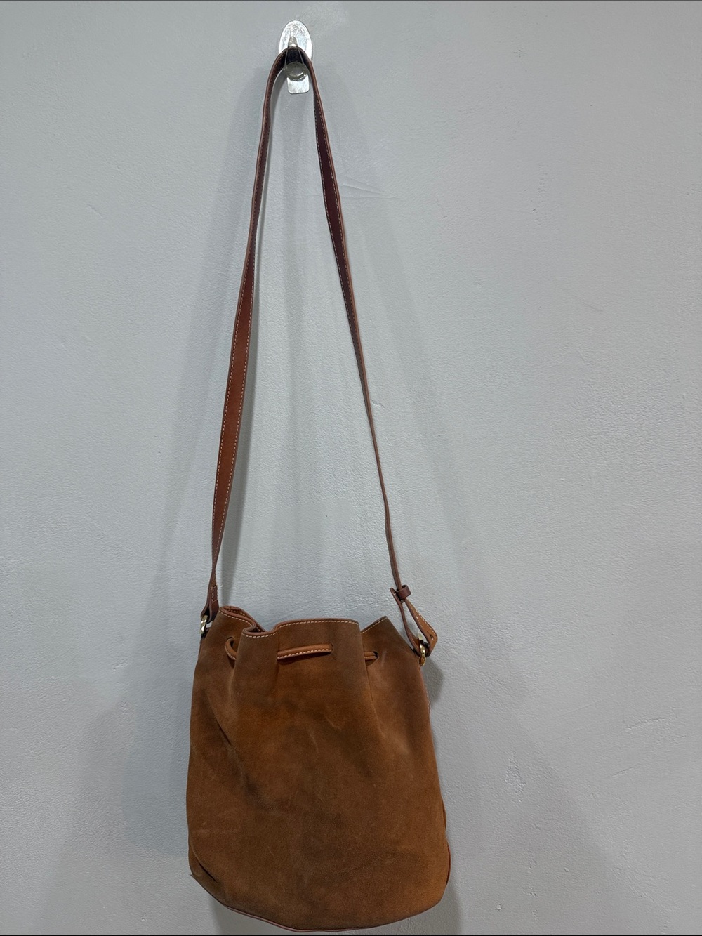 J. McLaughli Suede Leather Drawstring Hobo Bucket Brown Crossbody Bag Purse - Picture 3 of 13